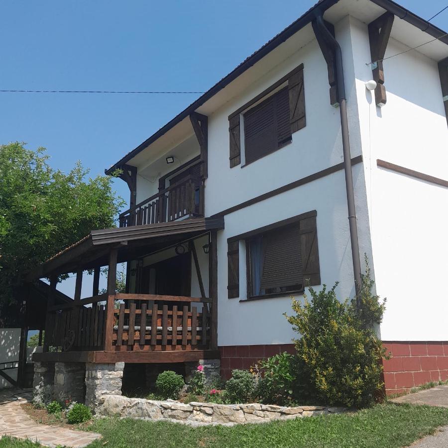 Vikendica I Vajat Vrbica Kalesija Exterior foto